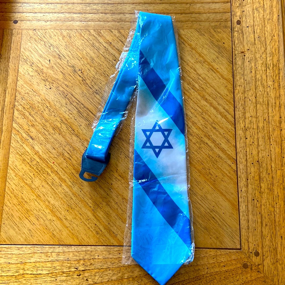 David’s star tie